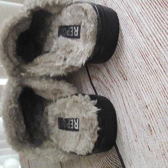 Report faux fur lined jewel embellished mules - Picture 6 of 8